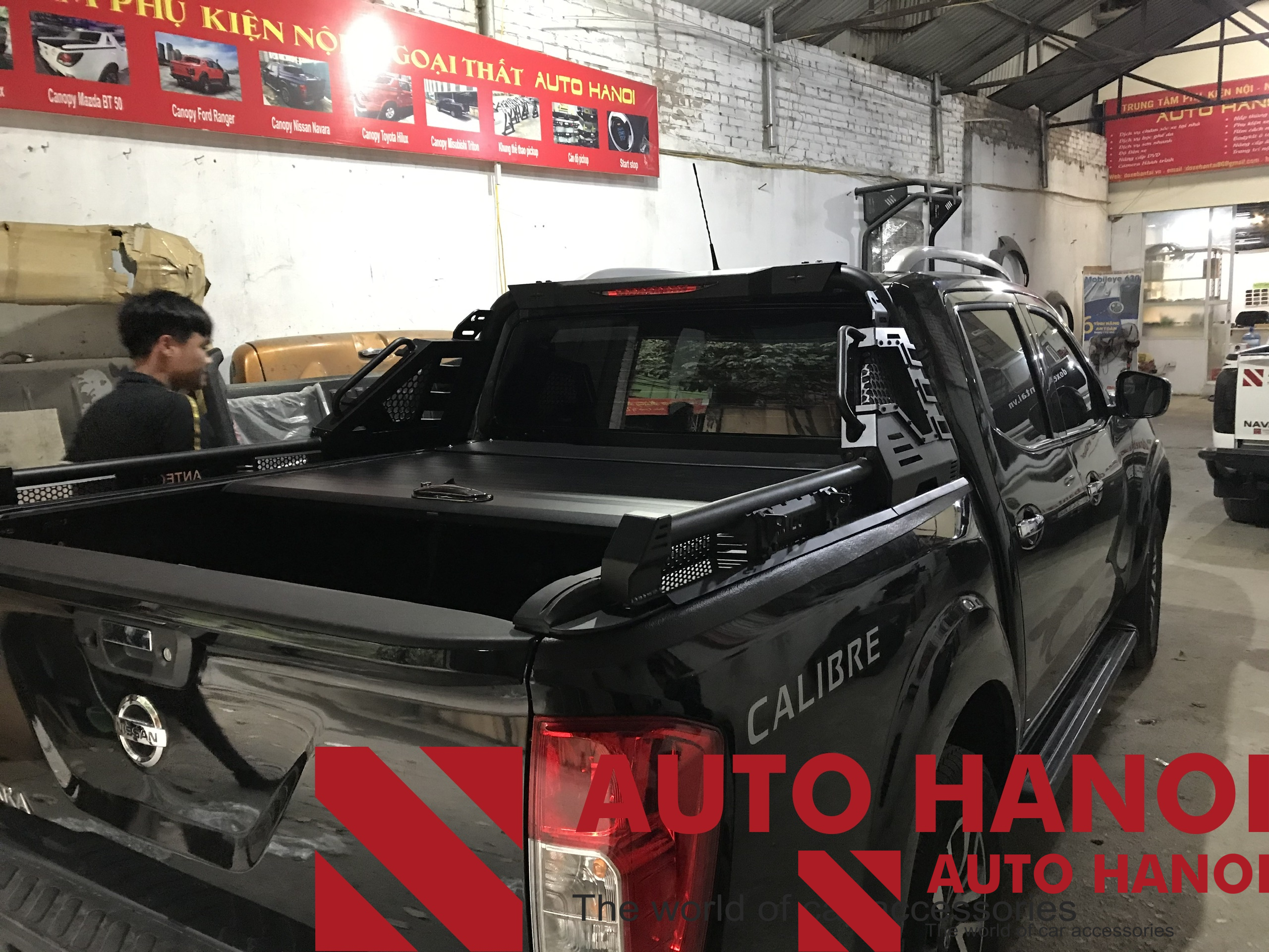 Thông tin sản phẩm nắp thùng cuộn Nissan Navara 2015-2021