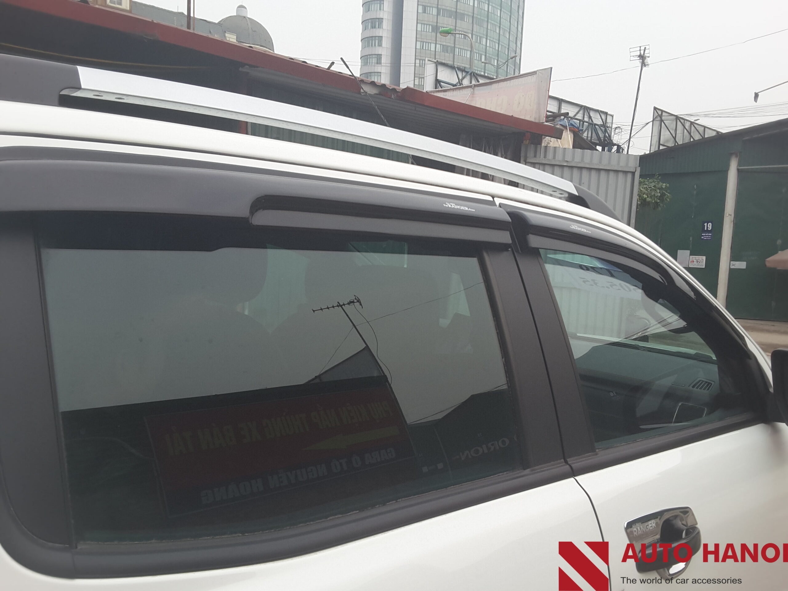 Vè che mưa Ford Ranger 2015-2020 - Ảnh 3