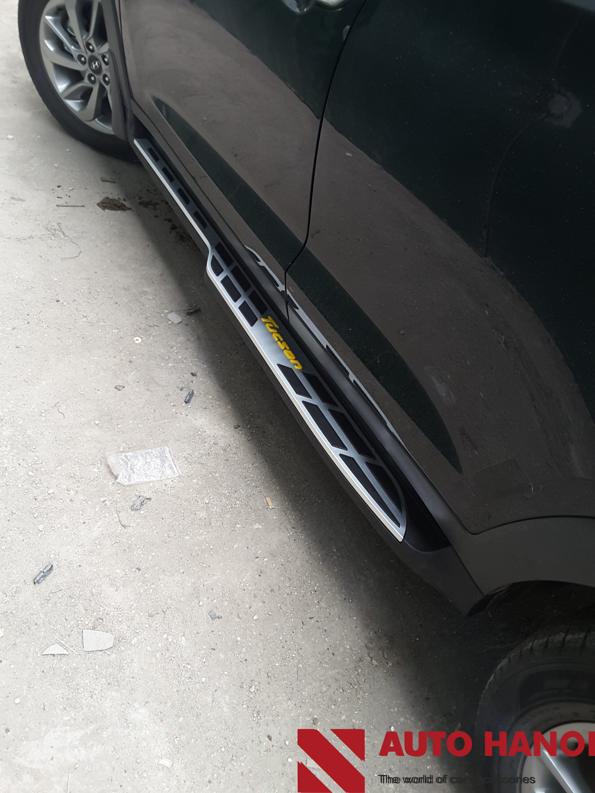 Bậc Lên Xuống Hyundai Tucson - Ảnh 5