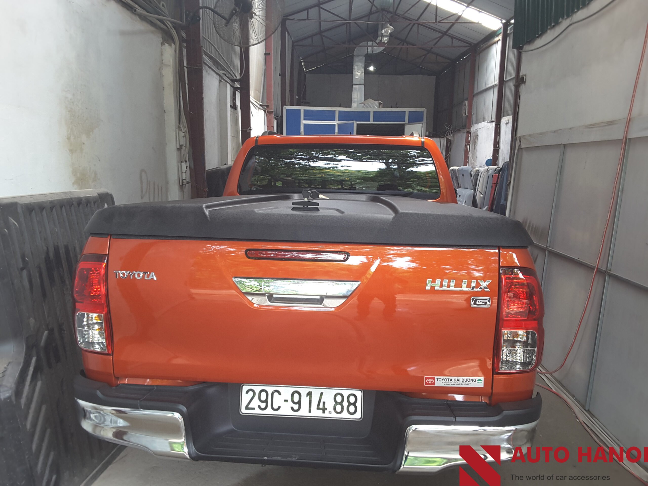 Nắp Thùng Thấp Hilux Mở 90 Độ 2015 Đến 2019 - Ảnh 4