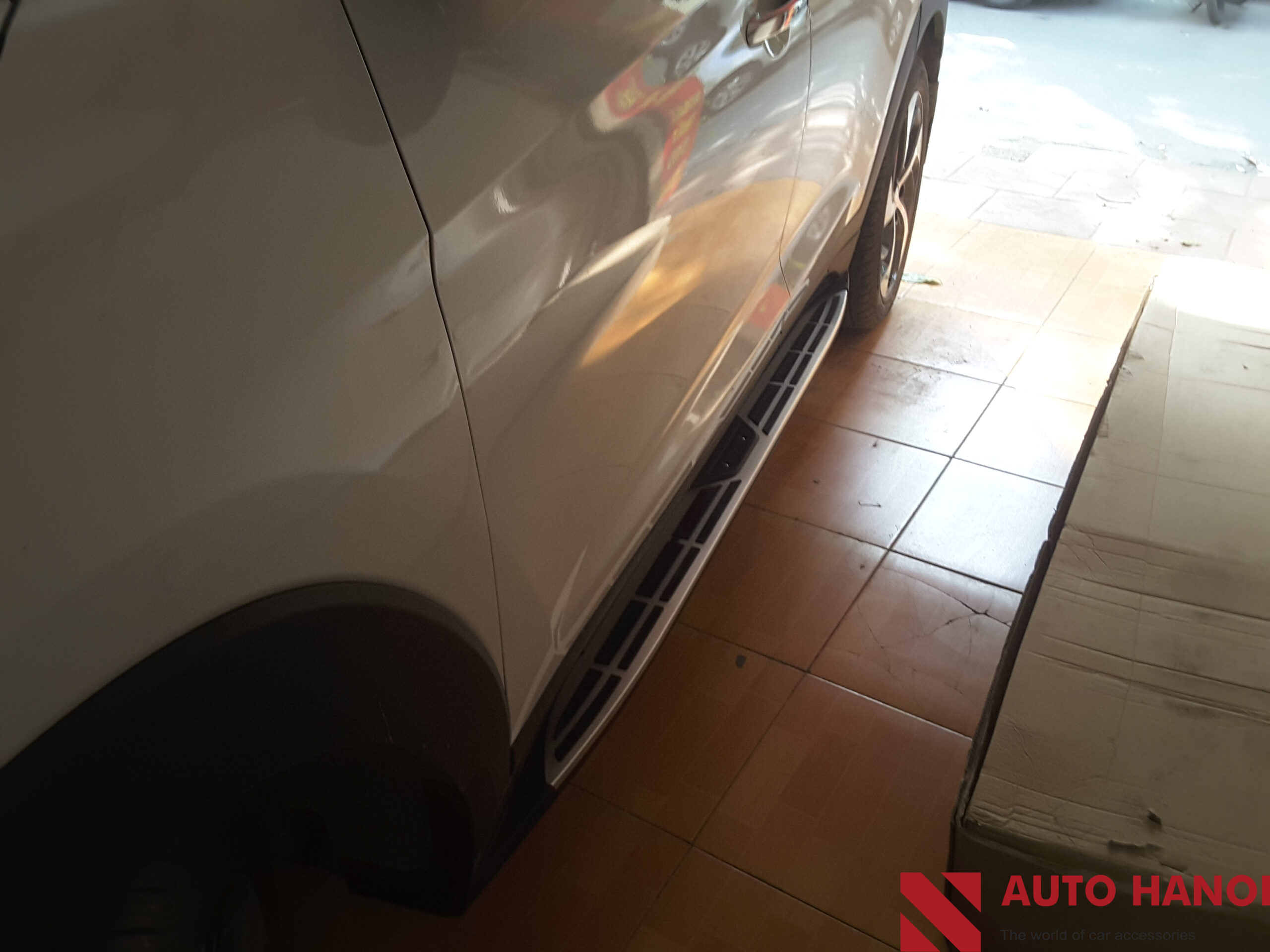 Bậc Lên Xuống Hyundai Tucson Mẫu Mobis - Ảnh 3