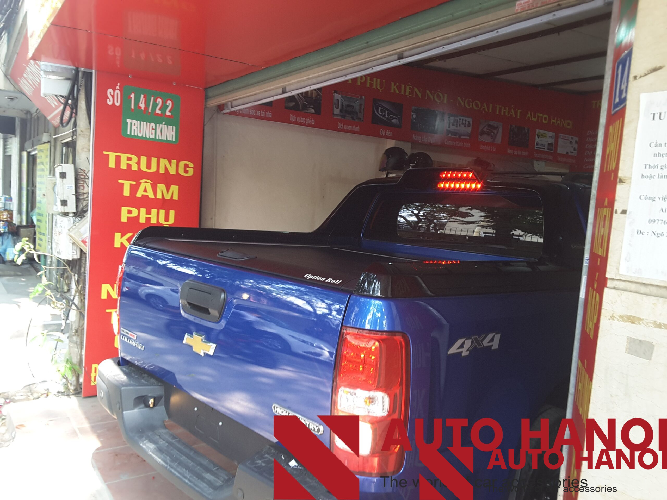 Nắp thùng cuộn cơ Colorado từ 2015-2019 mẫu mới nhất - Ảnh 3