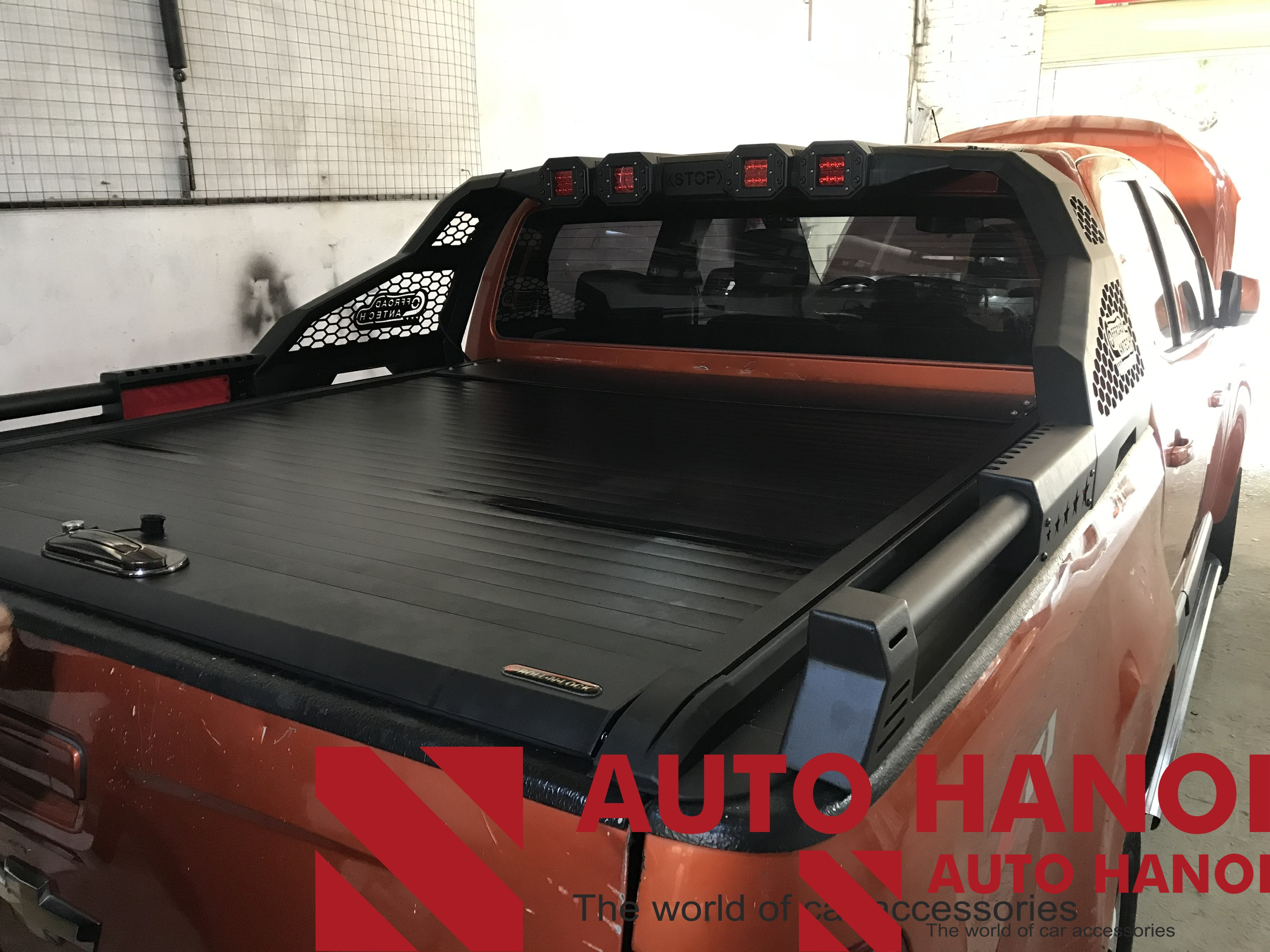 Nắp thùng cuộn cơ Colorado 2015-2019