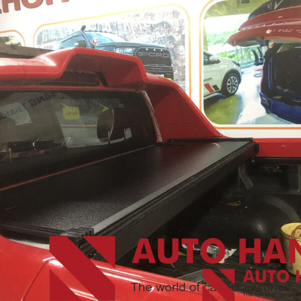 Alternative view of Nắp thùng 3 tấm xe Colorado High Coutry 2015 đến 2021