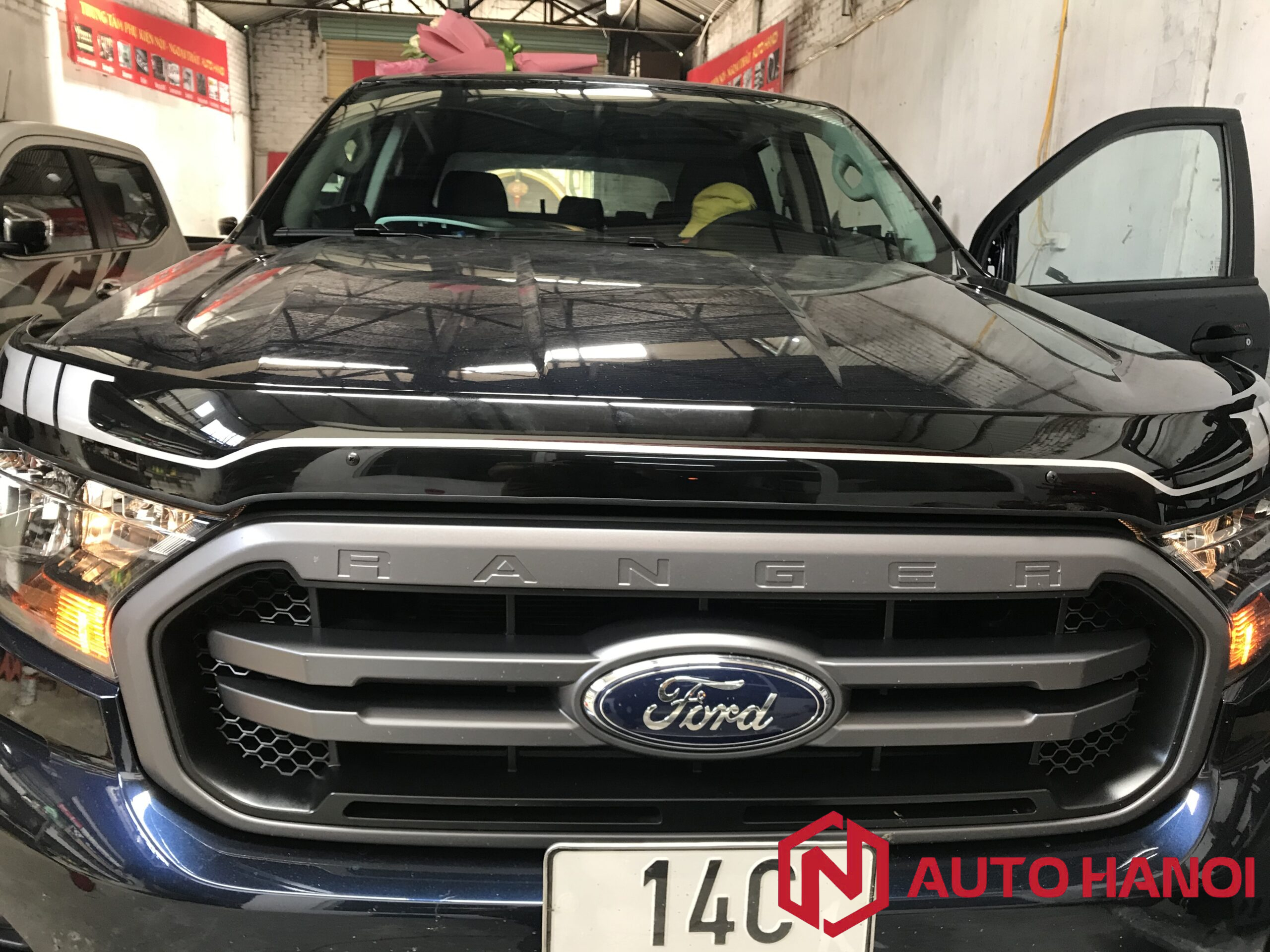 Lướt Gió Capo Trang Trí Ford Ranger