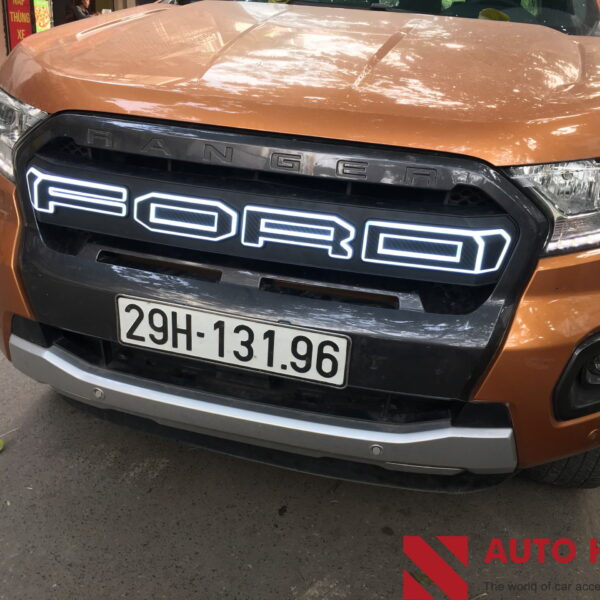 Alternative view of Mặt galang nhỏ có led cho Ford ranger 2015-2020