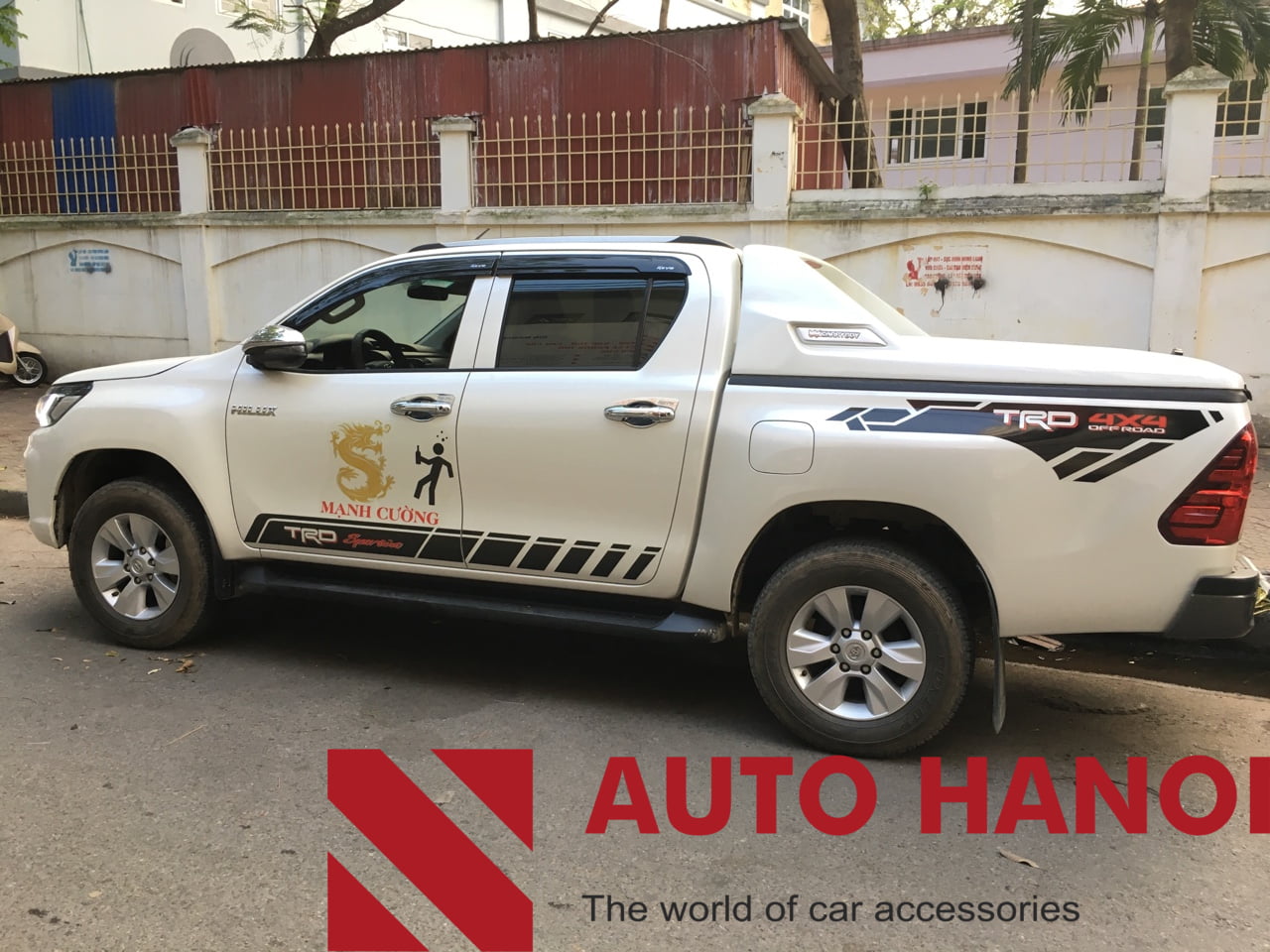 Nắp Thùng Thấp Xe Hilux 2020 Hàng Thái Lan Hãng Carryboy CB795