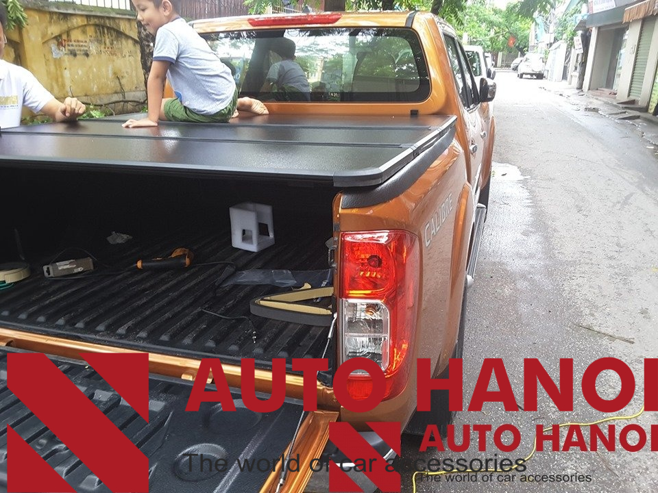 Nắp Gập 3 Tấm Nissan Navarra 2015 Đến 2021