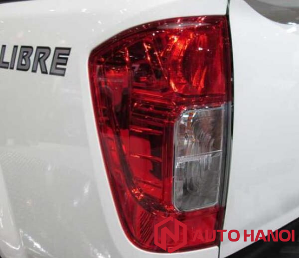 Đèn hậu xe Nissan Navara chính hãngThái Lan 2015_2021