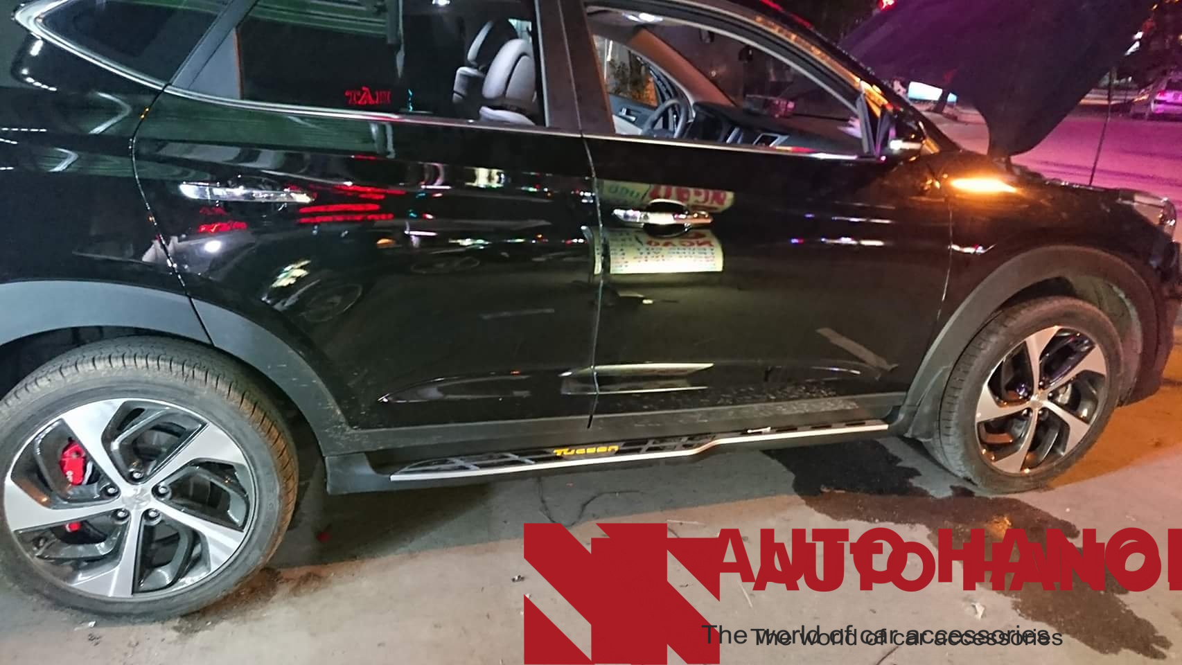 Bậc Lên Xuống Hyundai Tucson - Ảnh 4