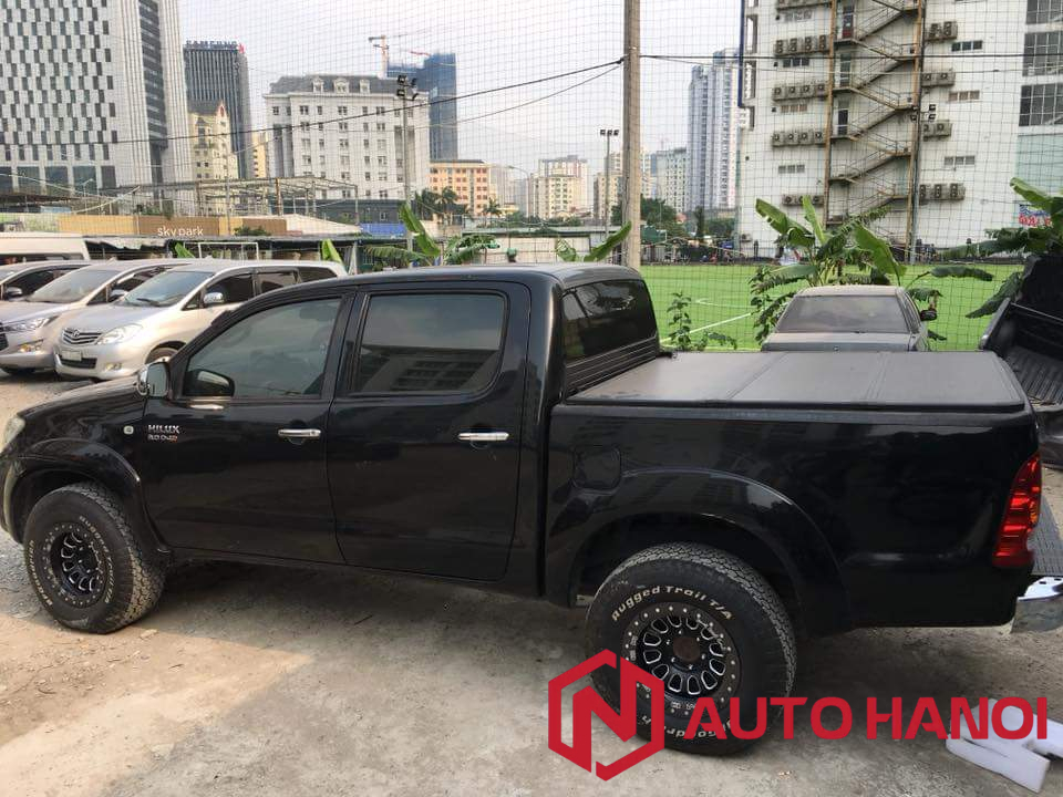 Nắp thùng 3 tấm Toyota Hilux từ 2015 đến nay - Ảnh 3