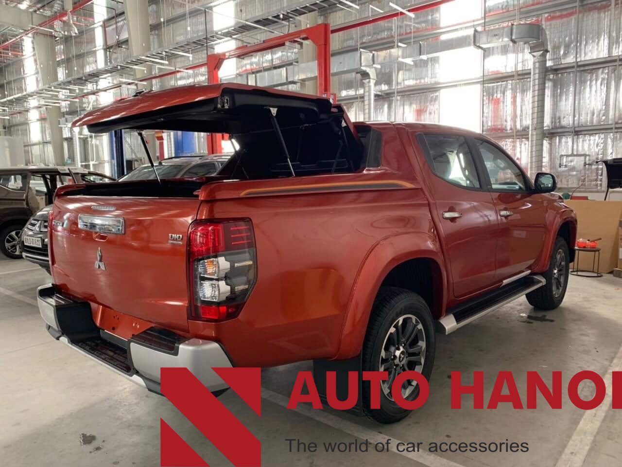 Nắp thùng mở 90 độ Triton chính hãng từ năm 2015 đến 2021