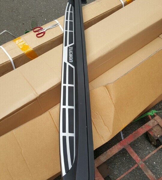 Alternative view of Bậc Lên Xuống Hyundai Tucson Mẫu Mobis