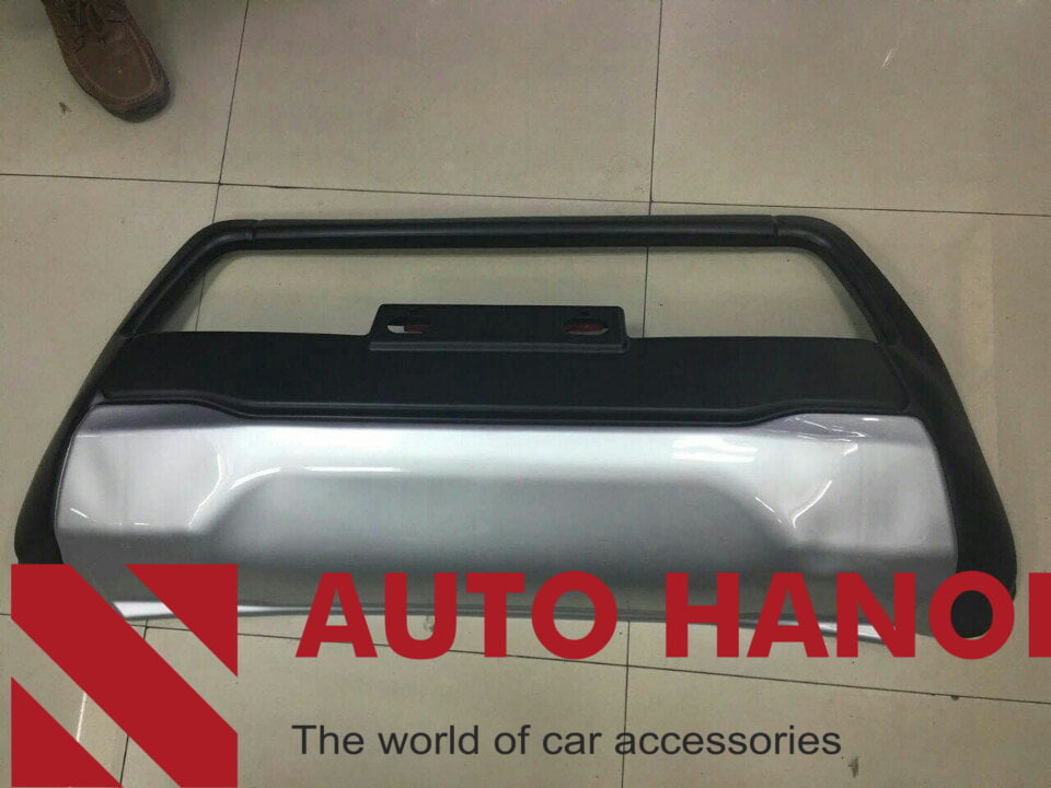 Ốp Cản Trước Hilux 2015+ - Ảnh 2