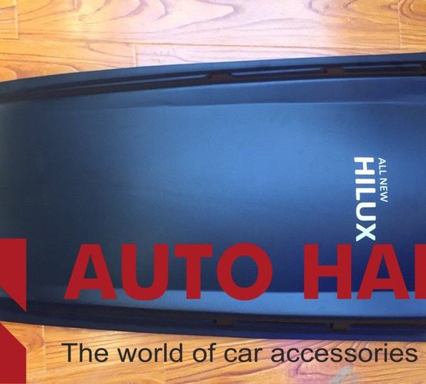Ốp nắp capo Hilux 2015+