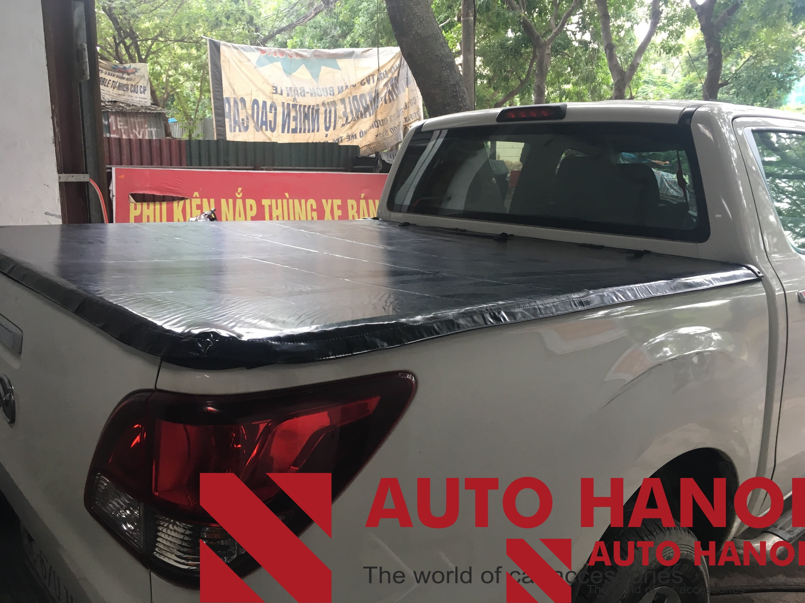 Nắp thùng bạt cuộn Mazda BT50 2015-2023 - Ảnh 2