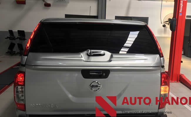 Nắp thùng cao có đèn Nissan Navara 2015 đến 2019 - Ảnh 2