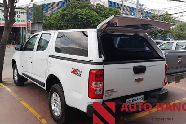 Nắp Thùng Chevrolet Colorado 2015-2019 Mẫu Không Đèn