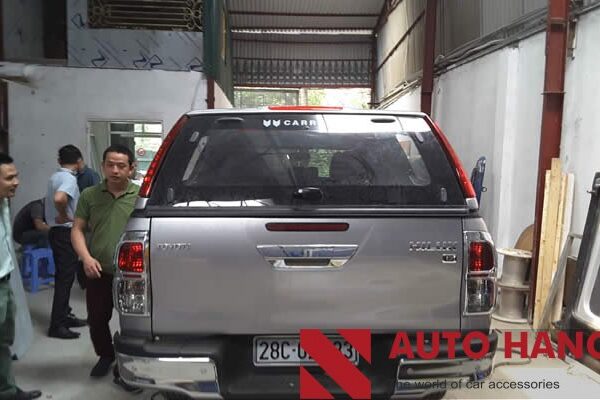 Nắp thùng Toyota Hilux 2015-2019 Thái Lan
