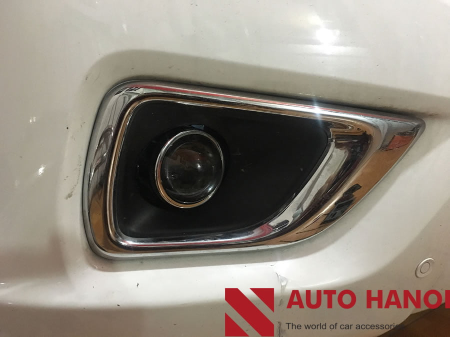 Độ đèn gầm Nissan Navara hãng Aozoom - Ảnh 2