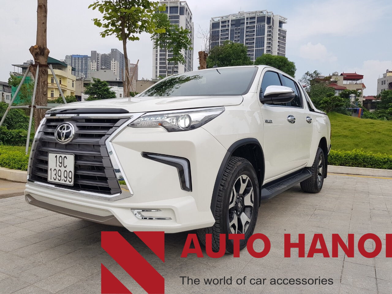 Bodykit Hilux Mẫu Lexus - Ảnh 4