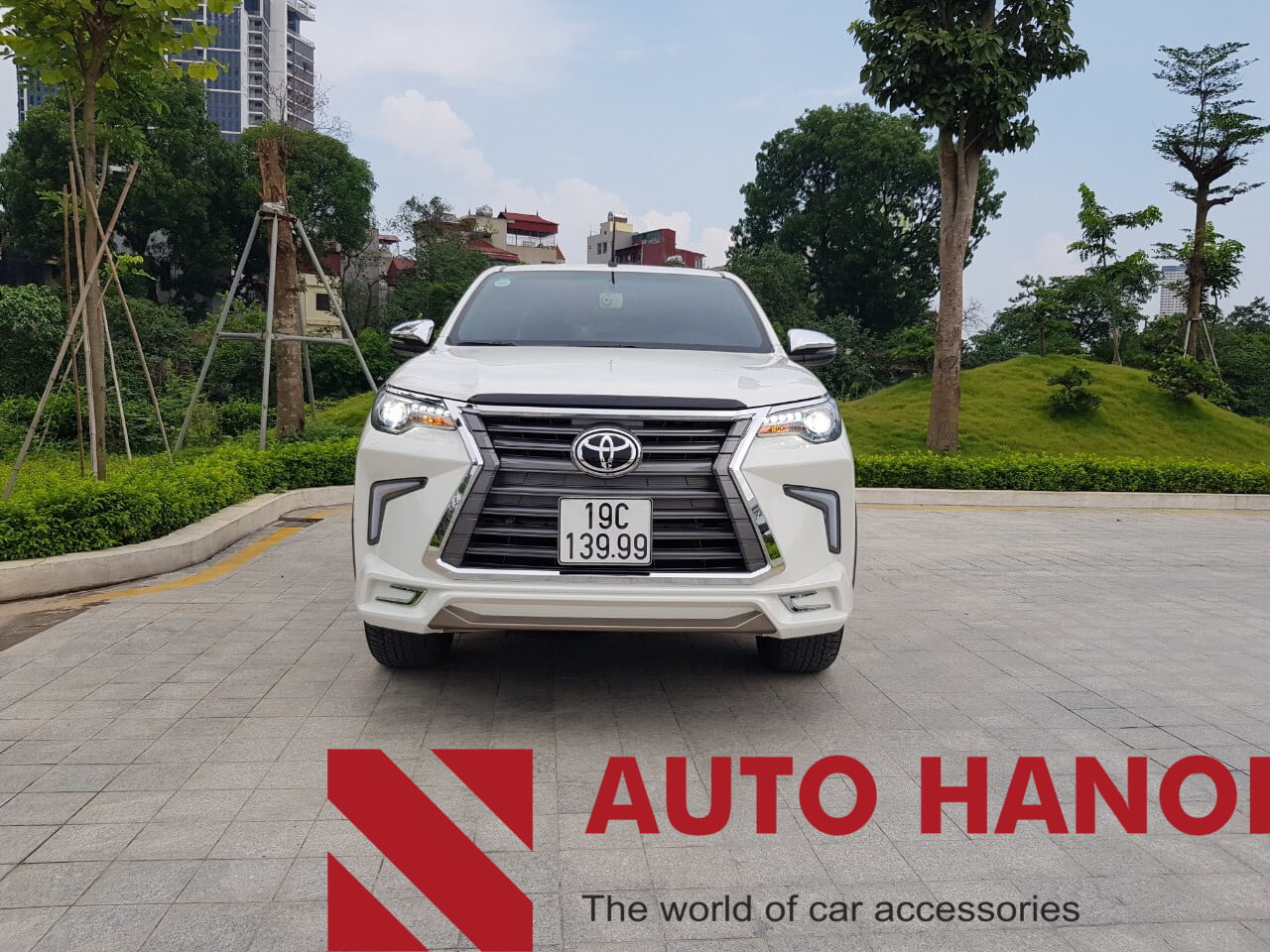 Bodykit Hilux Mẫu Lexus - Ảnh 2