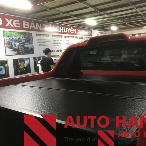 Nắp thùng 3 tấm xe Colorado High Coutry 2015 đến 2021
