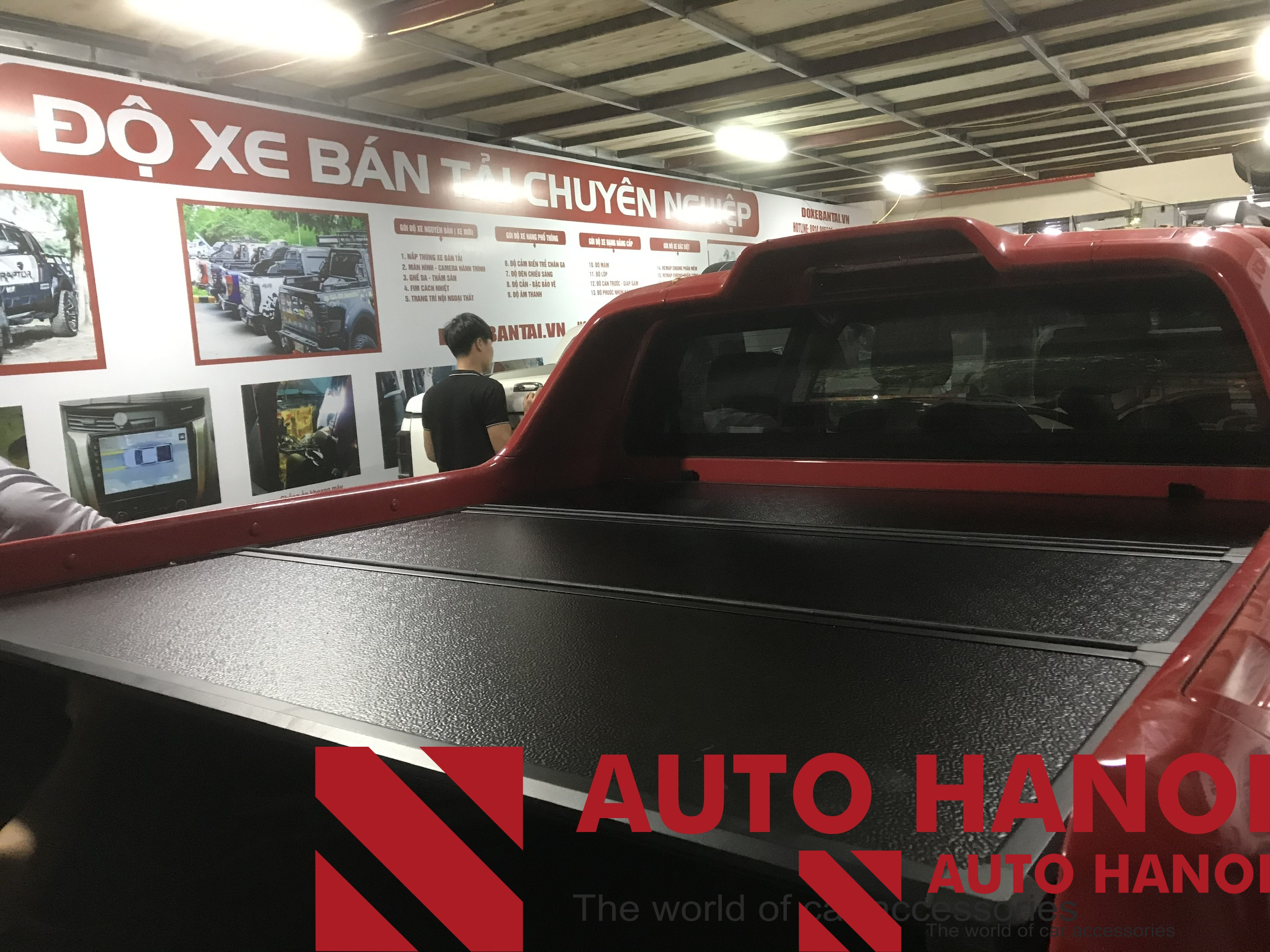 Nắp thùng 3 tấm xe Colorado High Coutry 2015 đến 2021