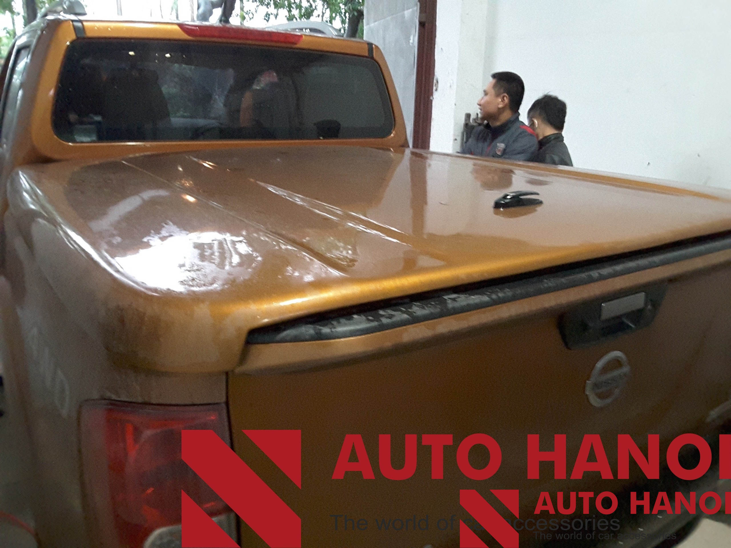 Nắp Thùng Thấp Nissan Navara 2015-2021 Thái Lan