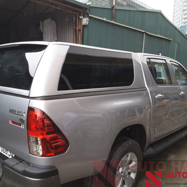 Nắp Thùng Cao Toyota Hilux Mẫu Không Đèn 2 Bên