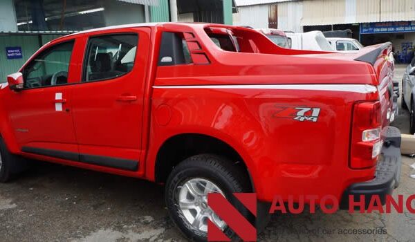 Nắp Thùng Thấp Colorado Mẫu Thể Thao 2015