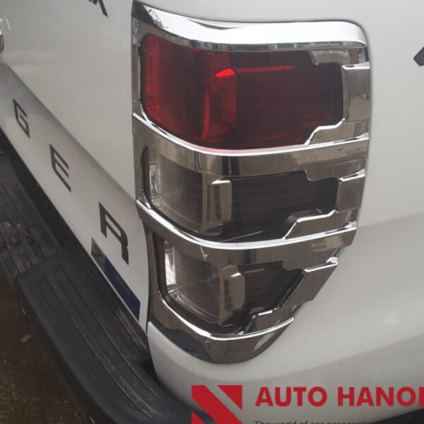 Alternative view of Ốp đèn hậu Ford Ranger 2015-2020