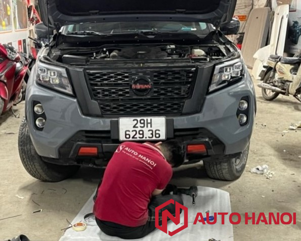 Độ đèn gầm Nissan Navara hãng Aozoom - Ảnh 8