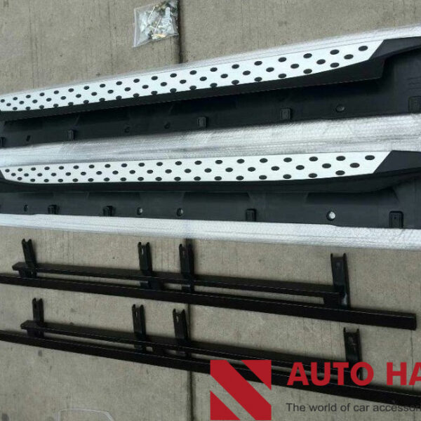 Bậc Lên Xuống Toyota Russ mẫu - 015 từ 2018 đến nay