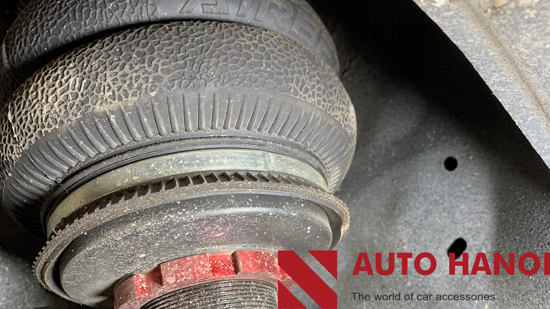 Độ phuộc hơi nâng hạ gầm tăng độ êm cho Camry 2009-2014 hãng AIR BFT Taiwan