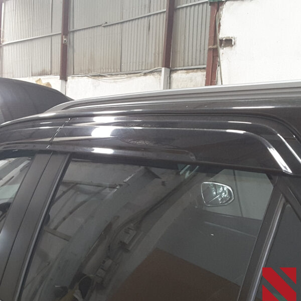 Vè Che Mưa Fortuner 2017+