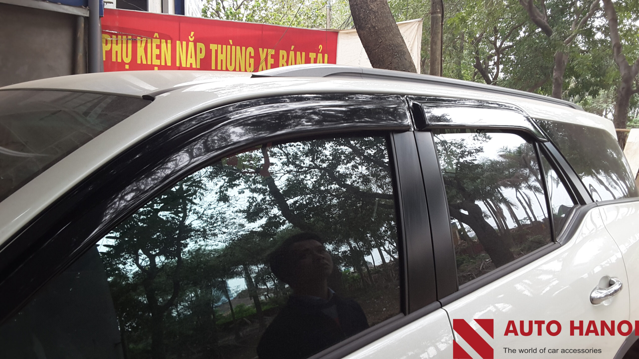 Vè Che Mưa Fortuner 2017+ - Ảnh 2