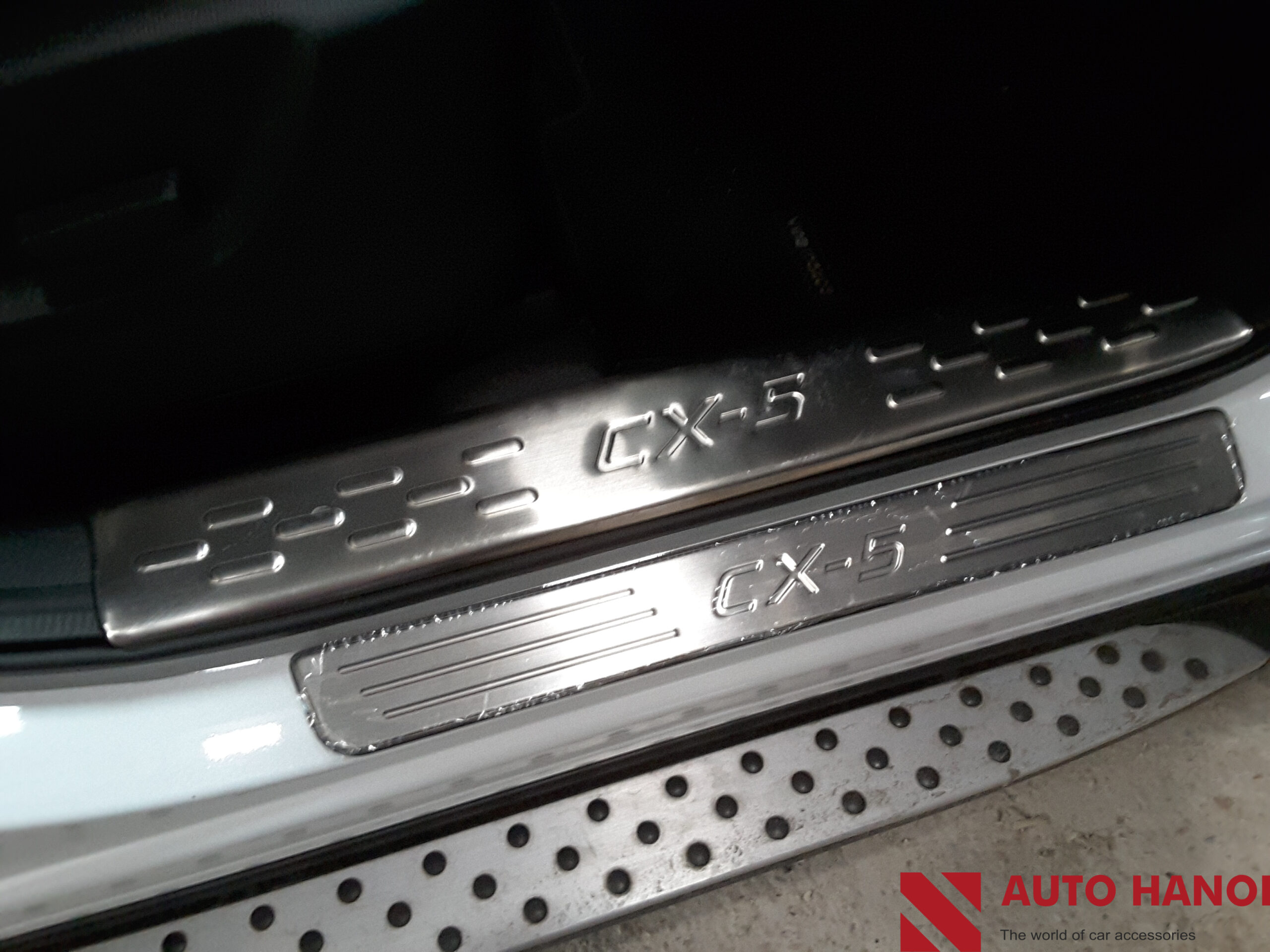 Bậc lên xuống Cx5 mẫu chấm bi - Ảnh 2