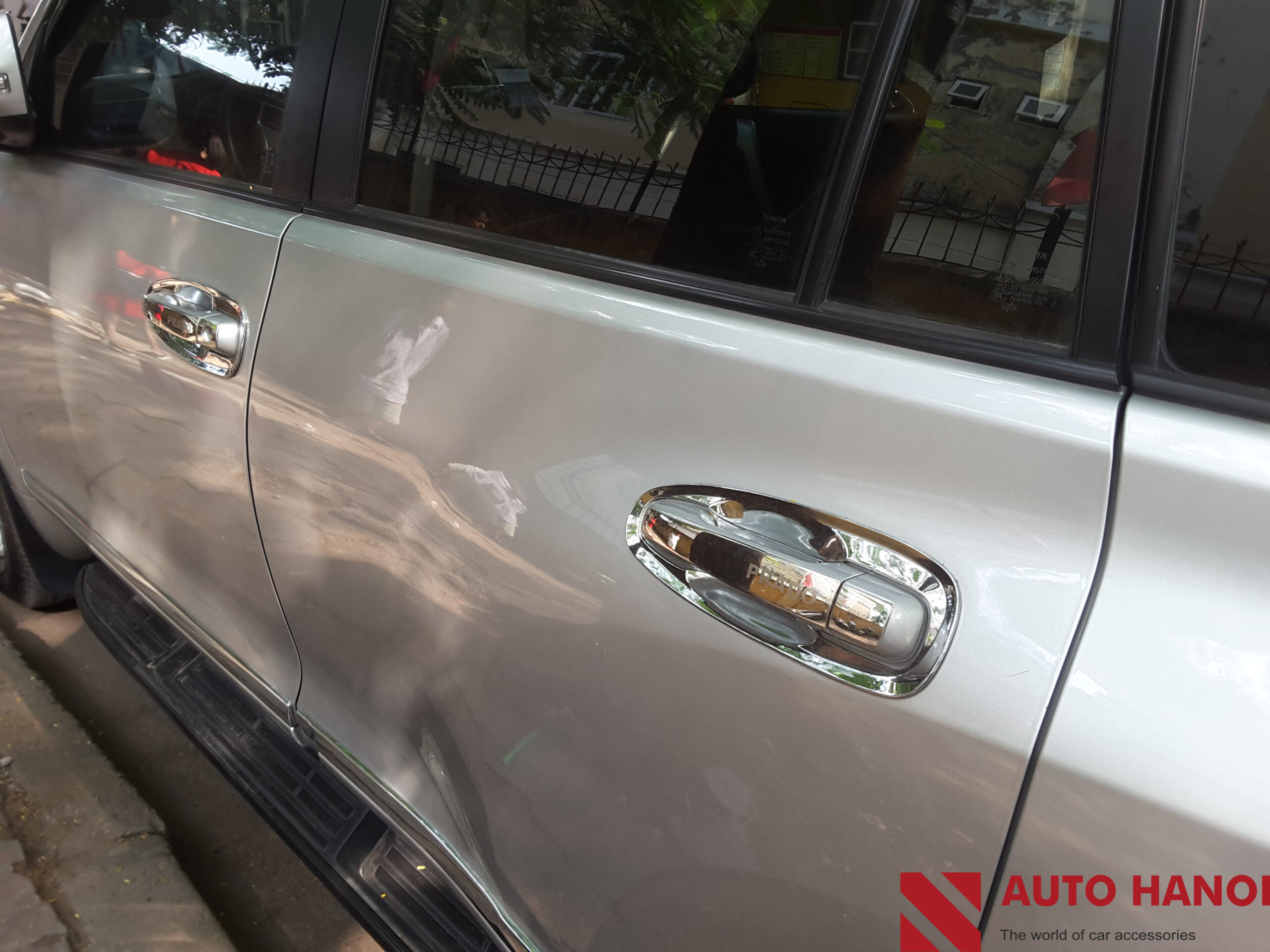 Hõm Tay Cửa Chống Xước Landcruiser Prado 2016 - Ảnh 2