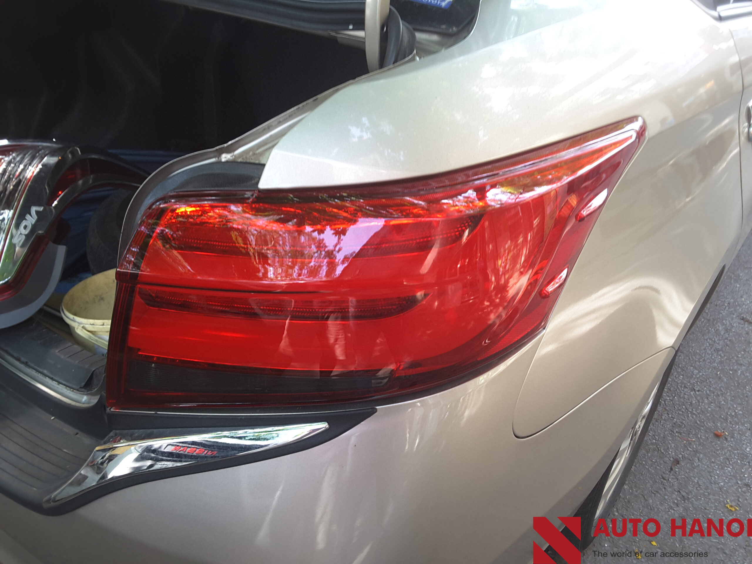 Đèn hậu Vios độ nguyên cụm mẫu Mecerdes - Ảnh 4