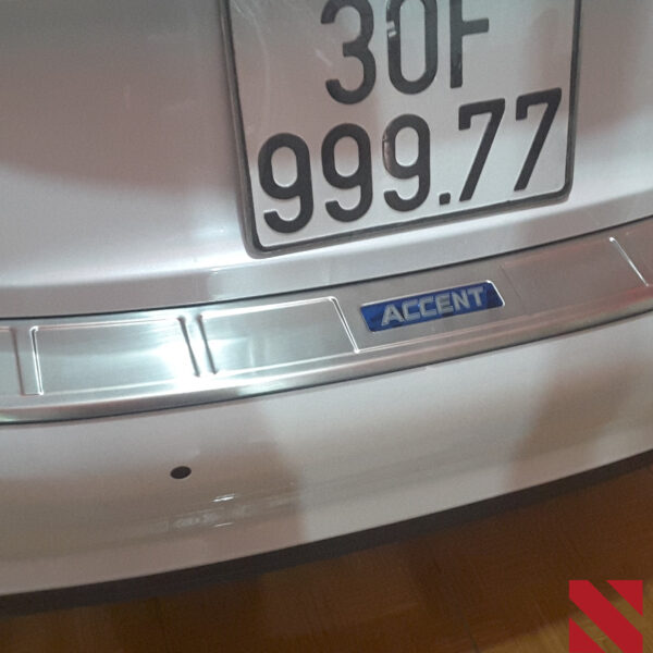 Chống Trầy Cốp Hyundai Accent Bằng Inox