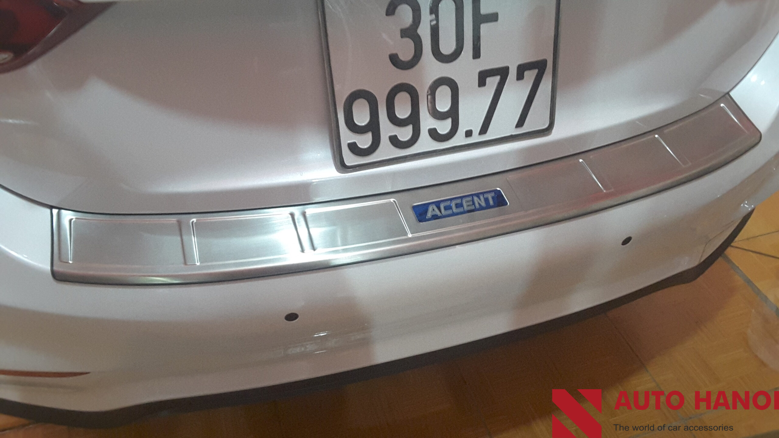 Chống Trầy Cốp Hyundai Accent Bằng Inox