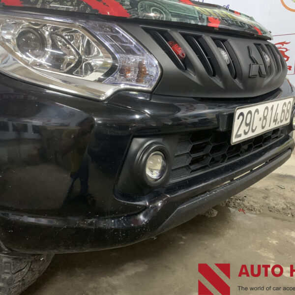 Độ ( Nâng cấp) bi gầm xenon tăng sáng cho xe Triton loại 55W hãng Aozoom cao cấp