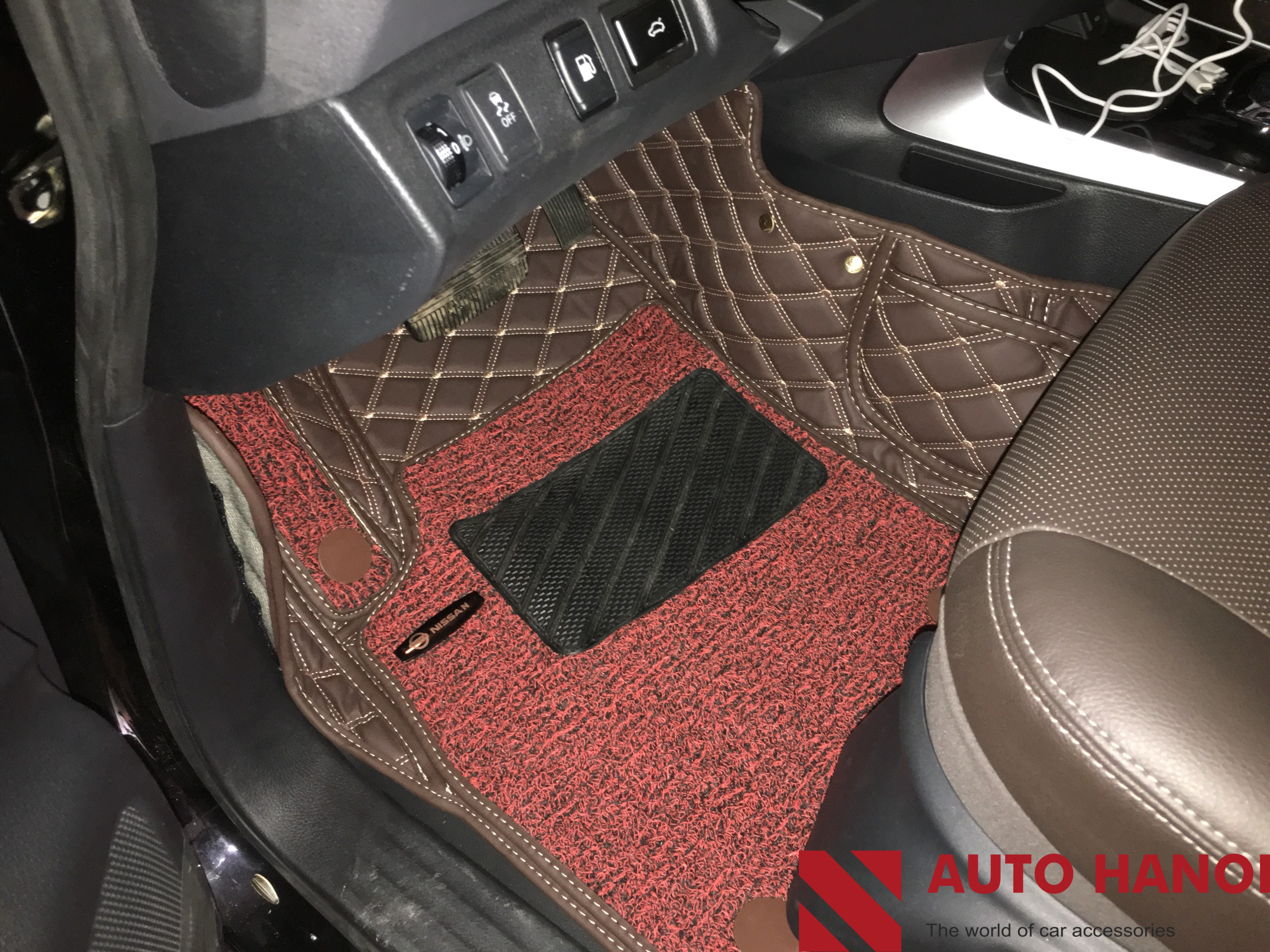 Thảm Để Chân 6D Cao Cấp Nissan Terra