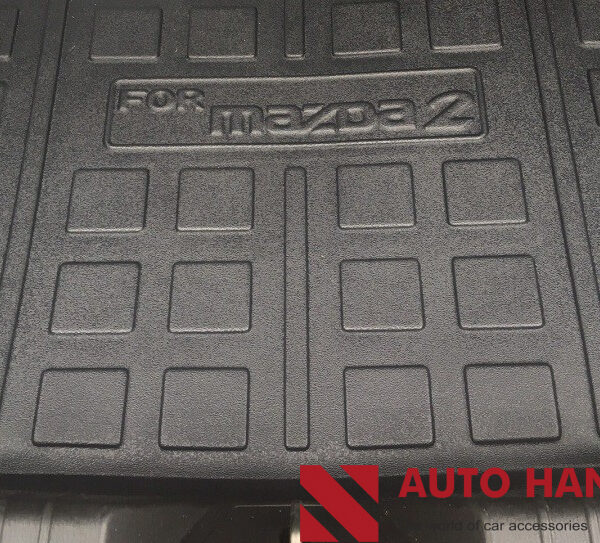 Lót Cốp Nhựa Theo Xe Madaz 2 Từ 2015 Đến Nay