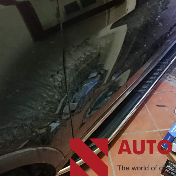 Bậc Cơ Luxury Viền Inox Explorer