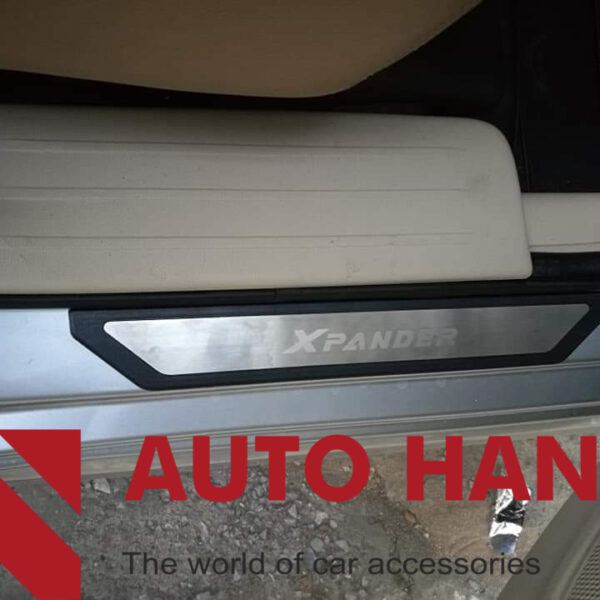 Alternative view of Ốp Nẹp Bước Chân Bên Ngoài Xe Xpander