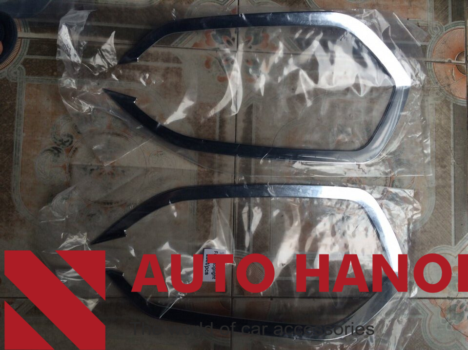 Ốp Mí Đèn Pha Hyundai Tucson