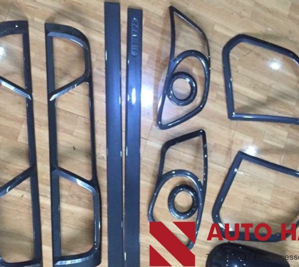 Bộ Ốp Dán Crom Xe Transit