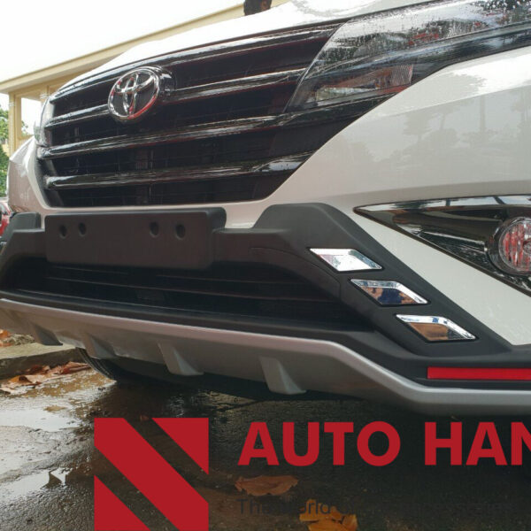 Ốp Cản Trước Toyota Rush 2018